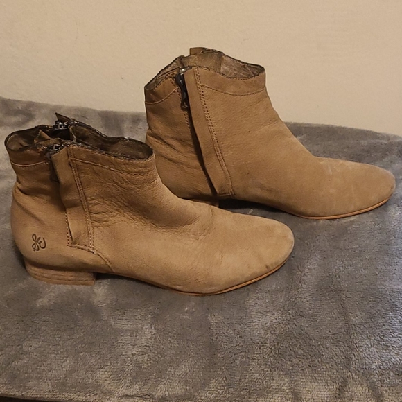 Sam Edelman Booties - Picture 2 of 7